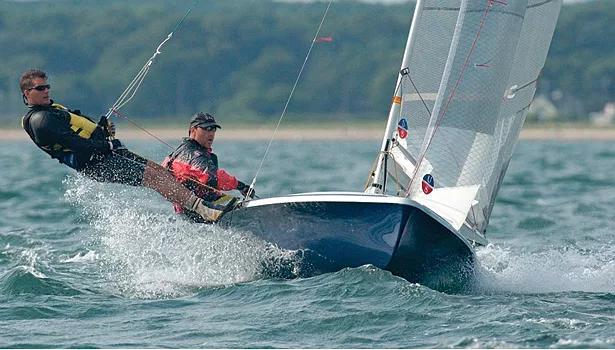 spray adhesive boat sail performance