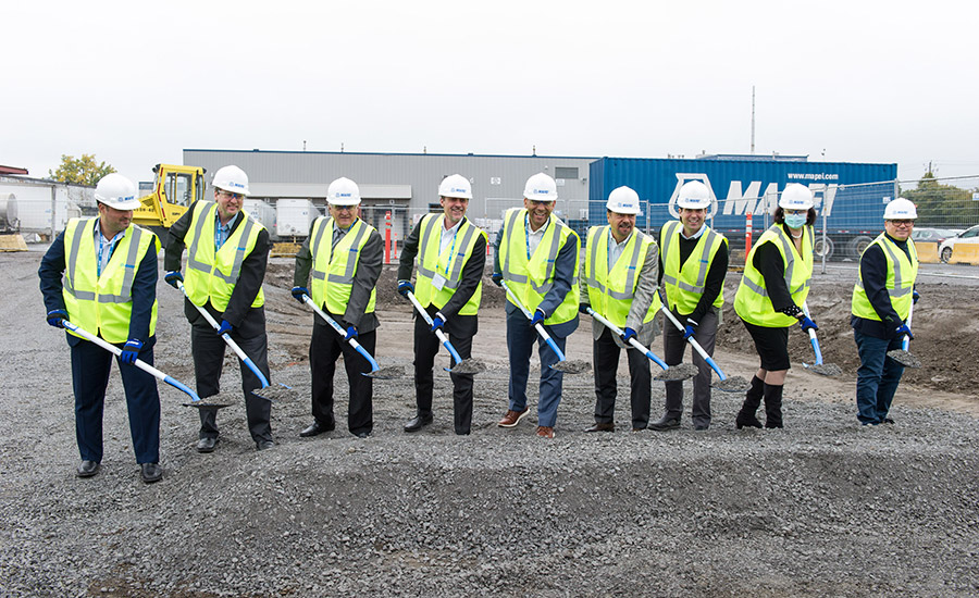 Photo of people breaking ground on Mapei's new Laval, Quebec, site
