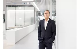 jan dirk auris henkel