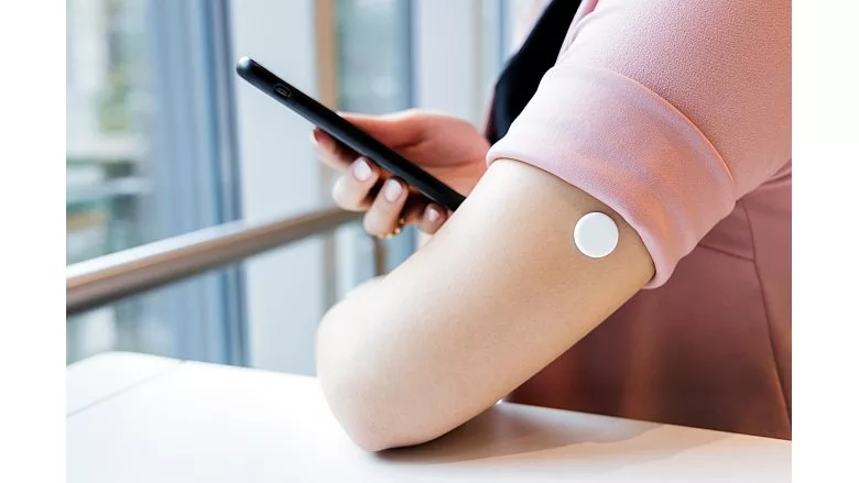 Image of WACKER Silpuran medical adhesive on arm.