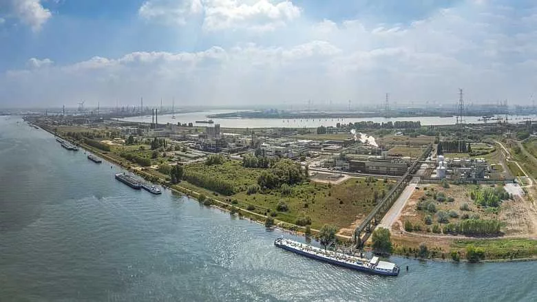 Image of Covestro's site in Antwerp, Belgium.