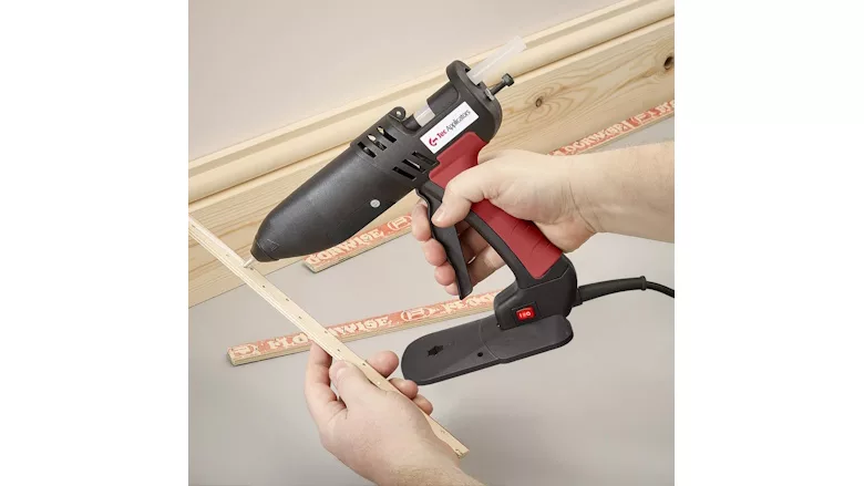 Picture of a glue gun