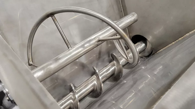 Inside PosiPro with agitator. 