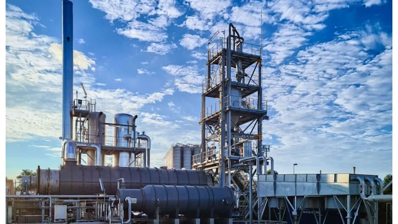 Picture of a chemical plant