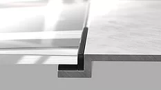 Picture of a bond between glass and aluminum