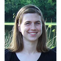 JulieHolmquist-headshot