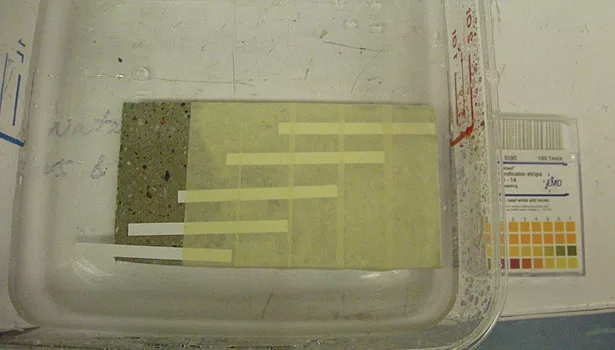 Formulating sealants, wet conditions