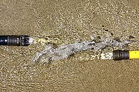 Formulating sealants, wet conditions Formulating sealants, wet conditions