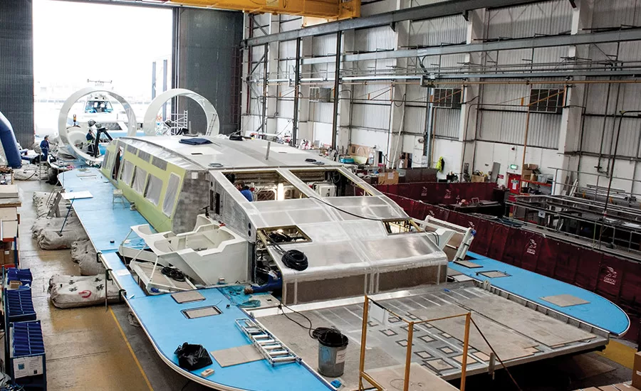 12000TD hovercraft 2