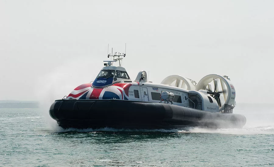 12000TD hovercraft 4